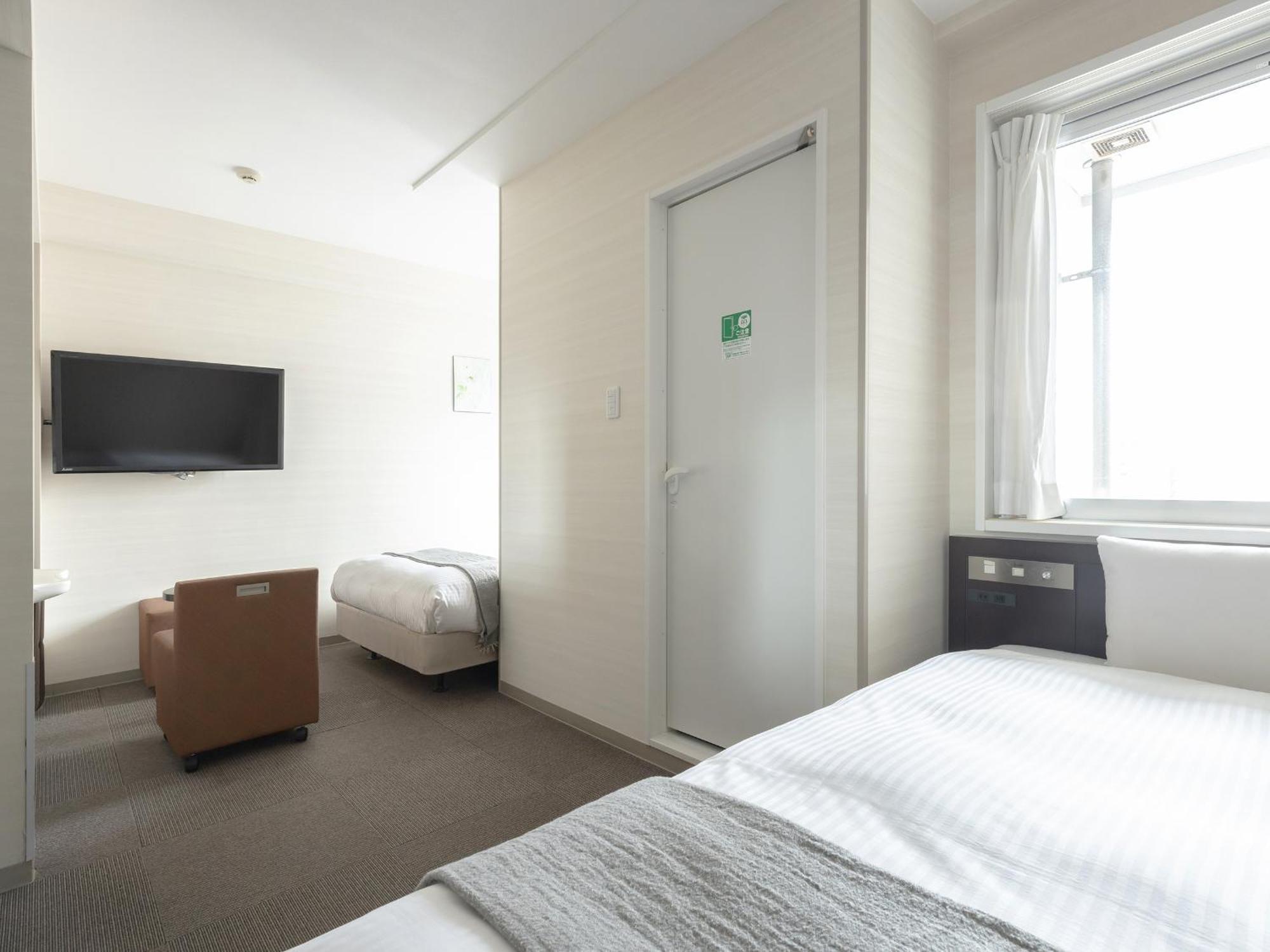 Vessel Inn Hiroshima Station Eksteriør bilde