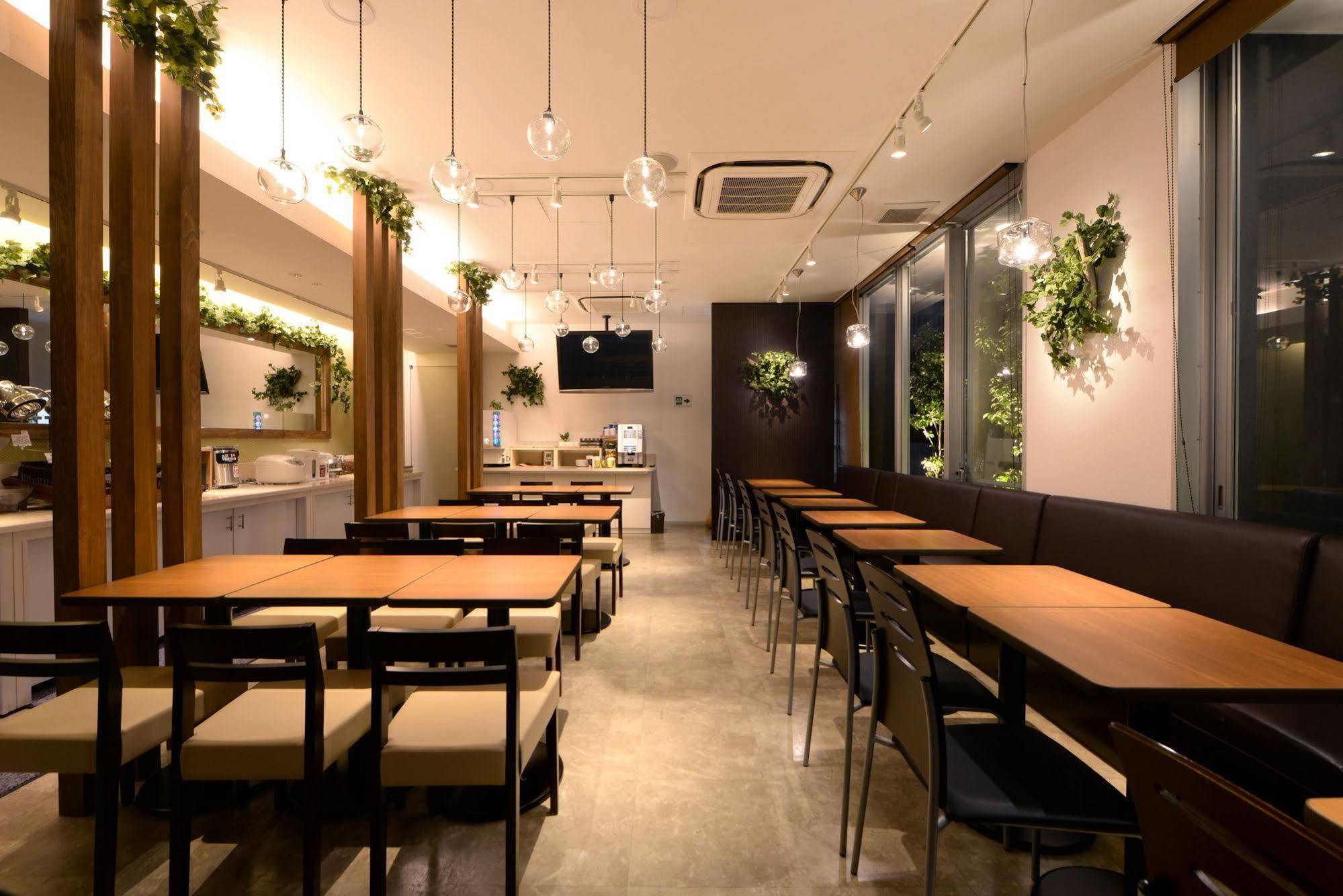 Vessel Inn Hiroshima Station Eksteriør bilde