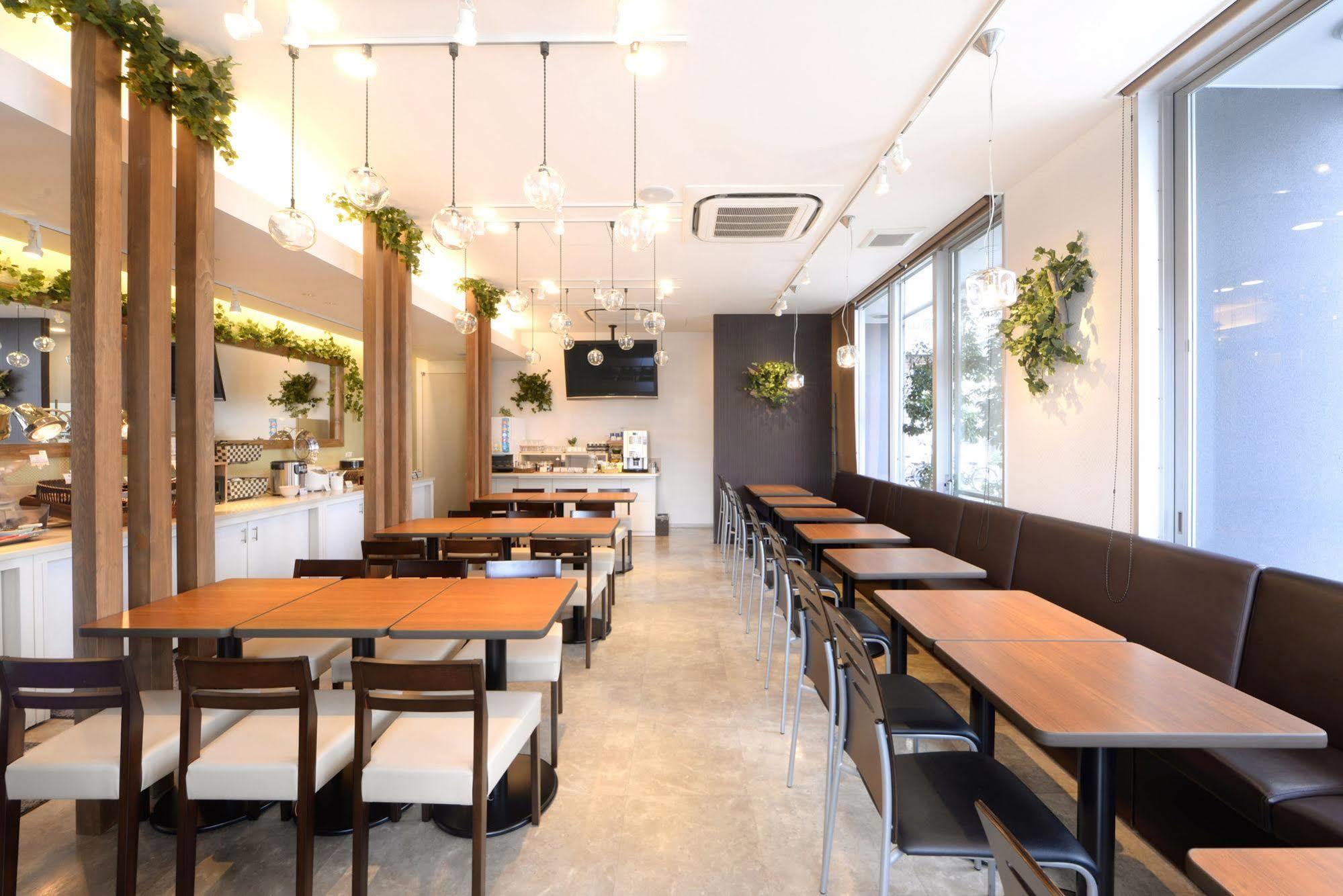 Vessel Inn Hiroshima Station Eksteriør bilde